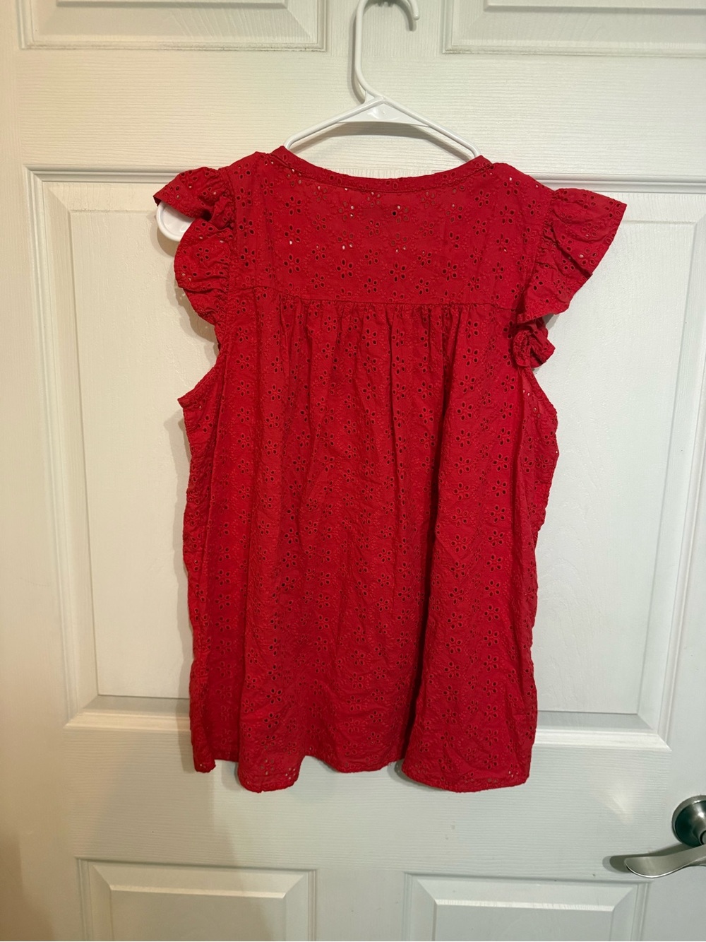Madewell Red Eyelet Button-Front Women's Top - Picture 3 of 3